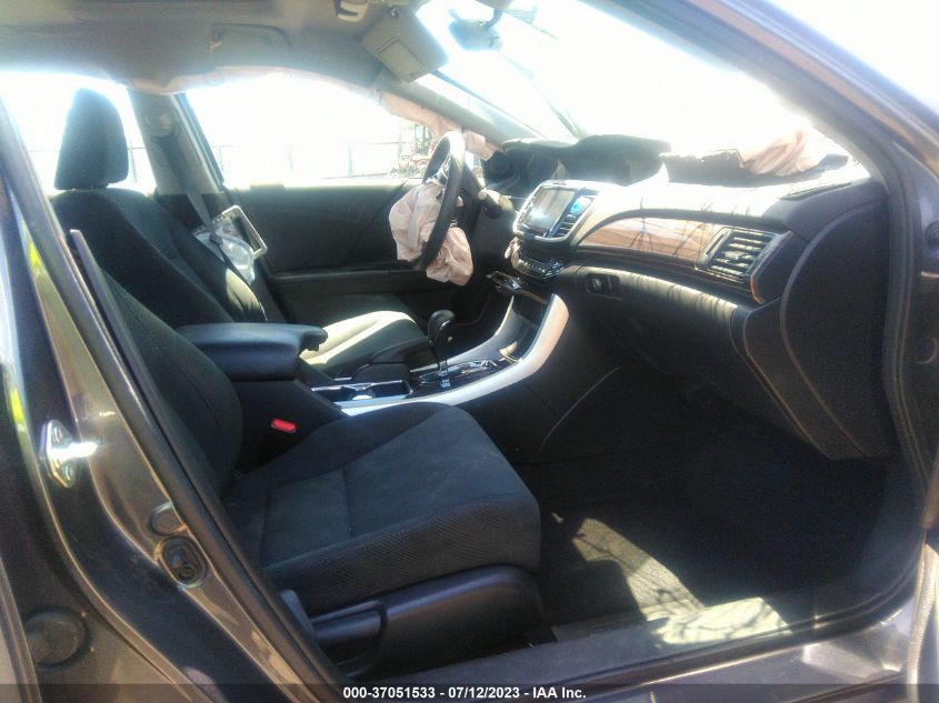 2016 HONDA ACCORD SEDAN EX - 1HGCR2F79GA001625