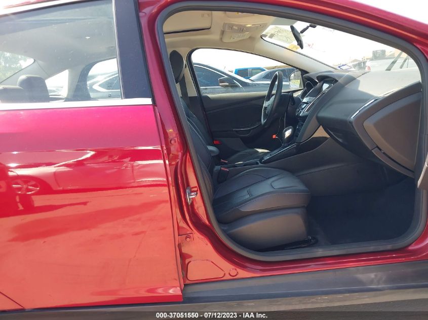 2017 FORD FOCUS TITANIUM - 1FADP3J27HL288128
