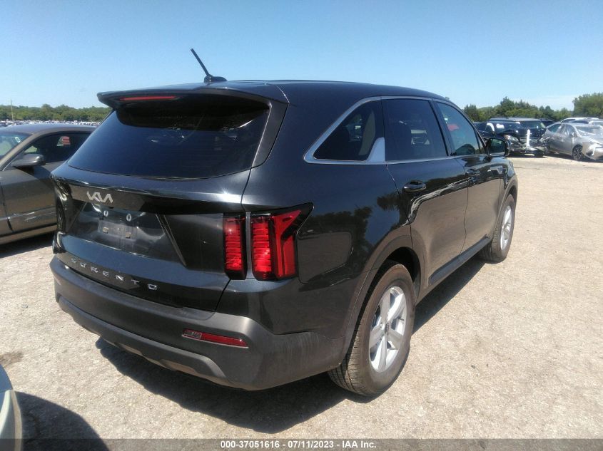 2022 KIA SORENTO LX - 5XYRG4LC2NG102045