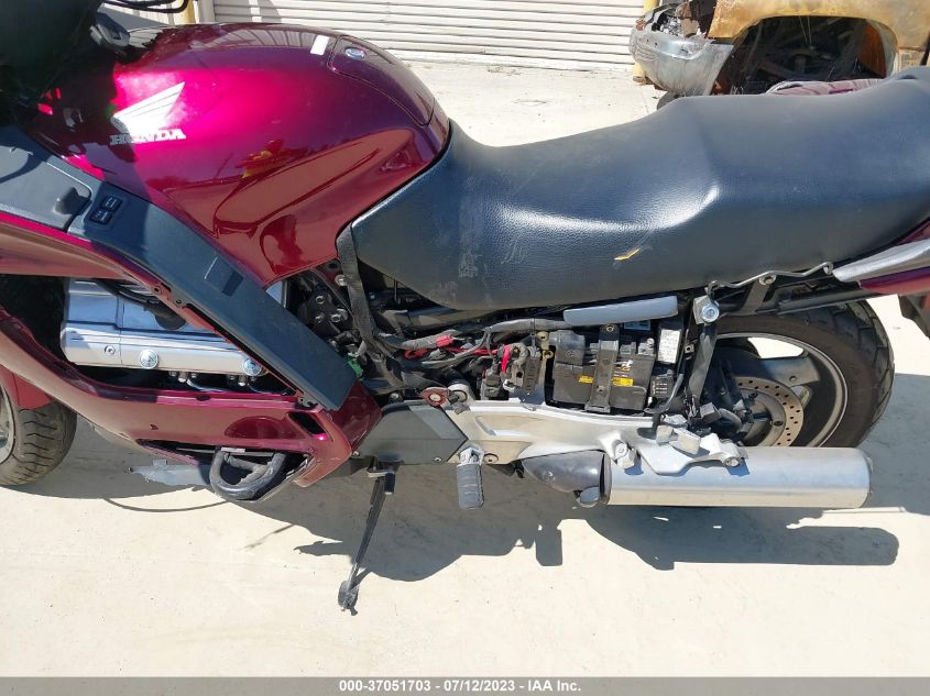 2001 HONDA ST1100 A JH2SC26471M100068