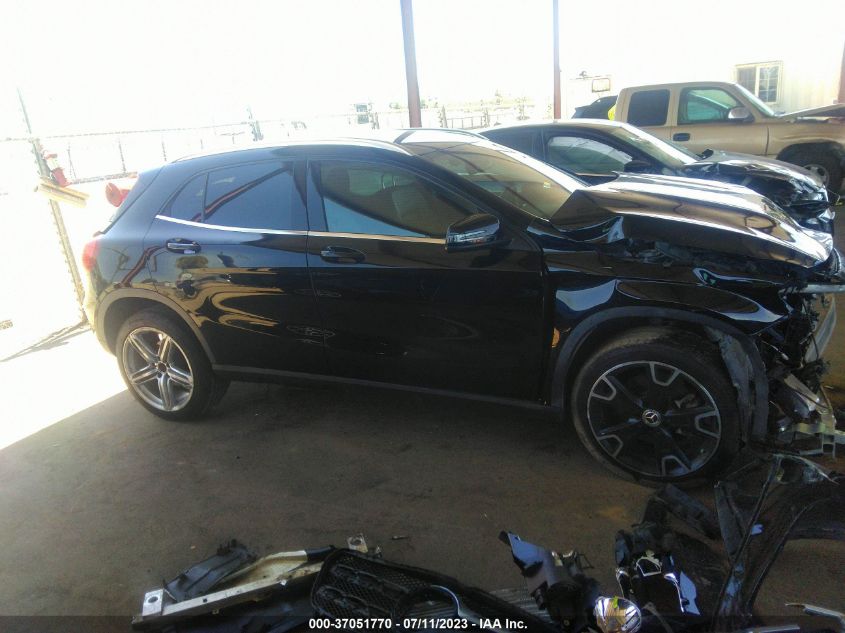 2020 MERCEDES-BENZ GLA 250 - WDCTG4GB9LU024134