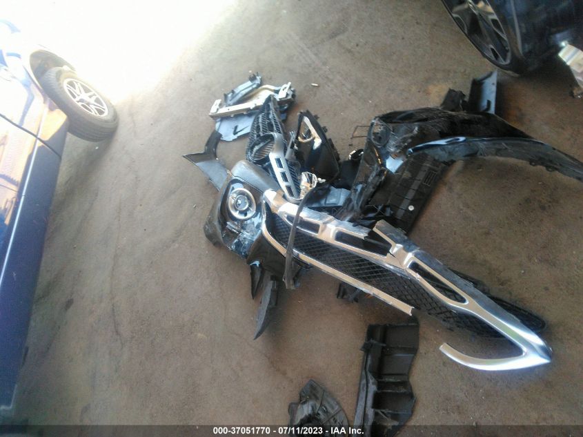 2020 MERCEDES-BENZ GLA 250 - WDCTG4GB9LU024134