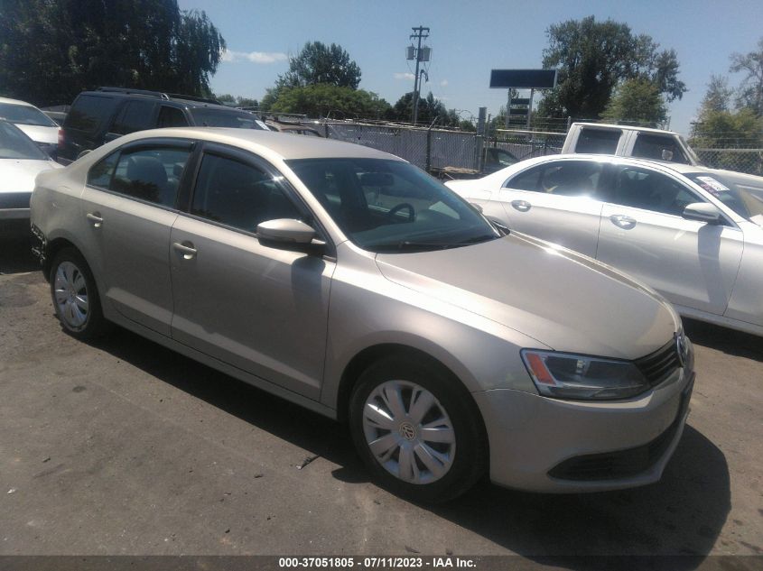 2014 VOLKSWAGEN JETTA SEDAN SE - 3VWD17AJ5EM279350