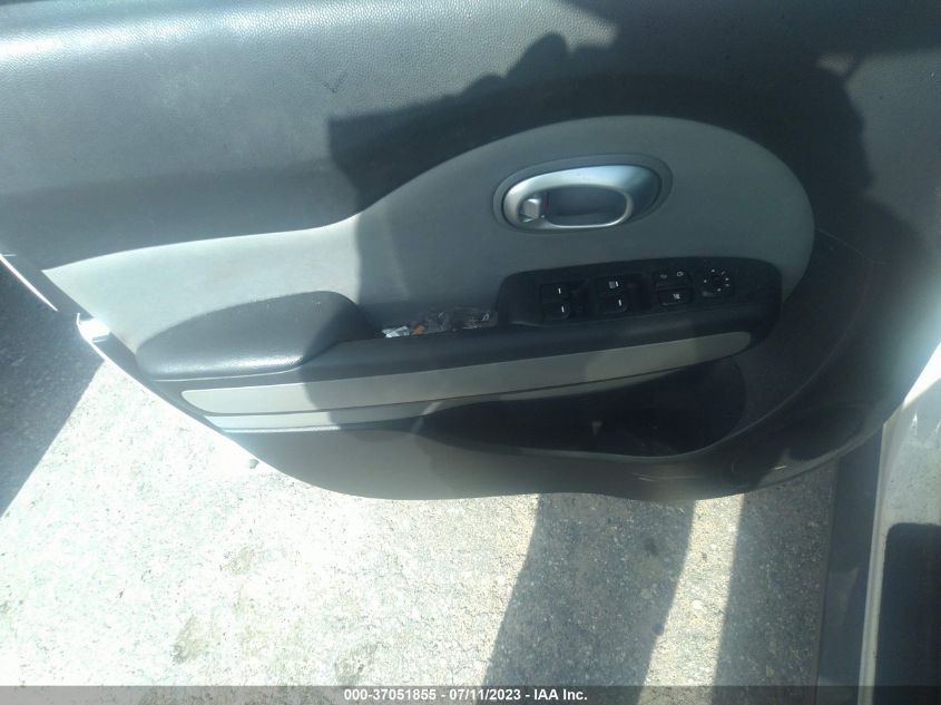 2016 KIA SOUL BASE - KNDJN2A22G7287781
