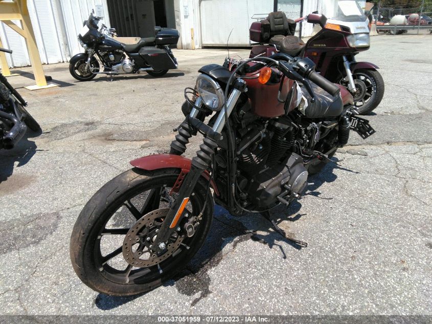 2017 HARLEY-DAVIDSON XL883 IRON 883 - 1HD4LE210HC401990