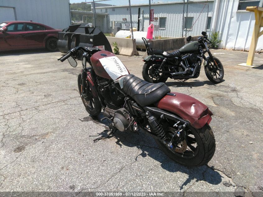 2017 HARLEY-DAVIDSON XL883 IRON 883 - 1HD4LE210HC401990