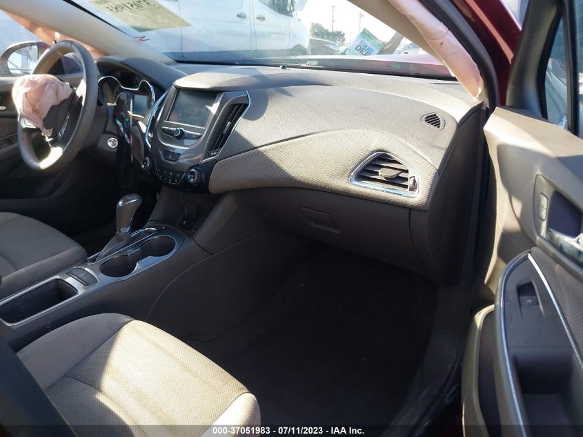 2018 CHEVROLET CRUZE LT - 3G1BE6SM8JS524447