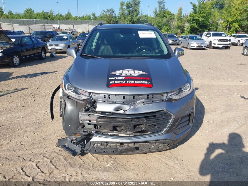 VIN KL7CJLSB6KB855025 2019 CHEVROLET TRAX LT