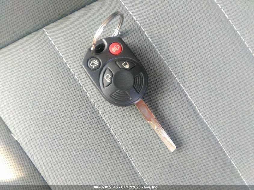 2013 FORD C-MAX HYBRID SE - 1FADP5AU9DL534118