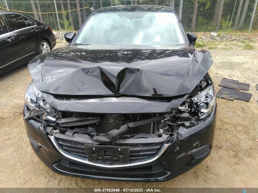 2018 MAZDA MAZDA3 4-DOOR TOURING - 3MZBN1V34JM199164