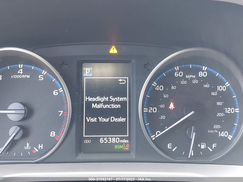 2018 TOYOTA RAV4 XLE/ADVENTURE - JTMWFREV1JJ172289