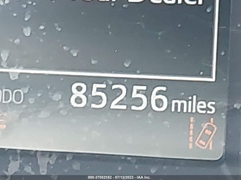 2018 TOYOTA RAV4 LE - JTMZFREV3JJ187633