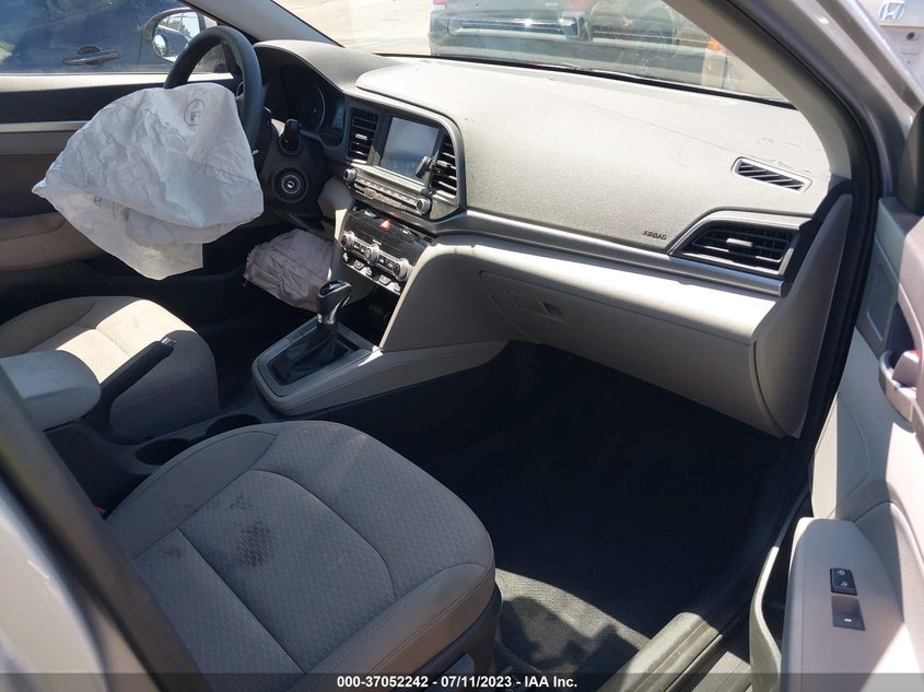 VIN 5NPD84LF1LH599046 2020 HYUNDAI ELANTRA SEL