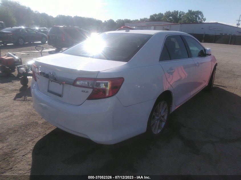Auction sale of the 2012 TOYOTA CAMRY , vin: 4T1BF1FK1CU505284, lot number: 37052326