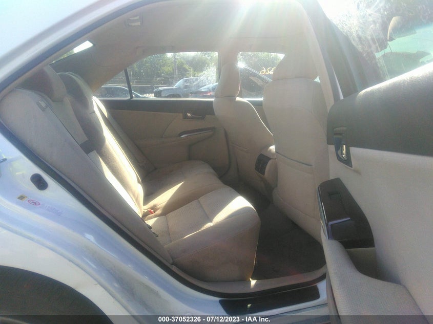 Auction sale of the 2012 TOYOTA CAMRY , vin: 4T1BF1FK1CU505284, lot number: 37052326