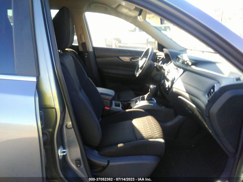 2017 NISSAN ROGUE SV - KNMAT2MT1HP525194