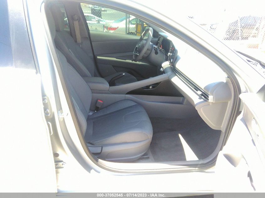 5NPLM4AGXNH066750 Hyundai Elantra SEL 5