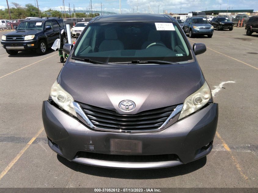 2013 TOYOTA SIENNA LE - 5TDKK3DC7DS398920