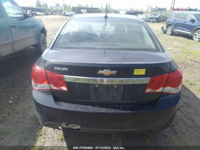 2014 CHEVROLET CRUZE LS - 1G1PA5SH2E7417588