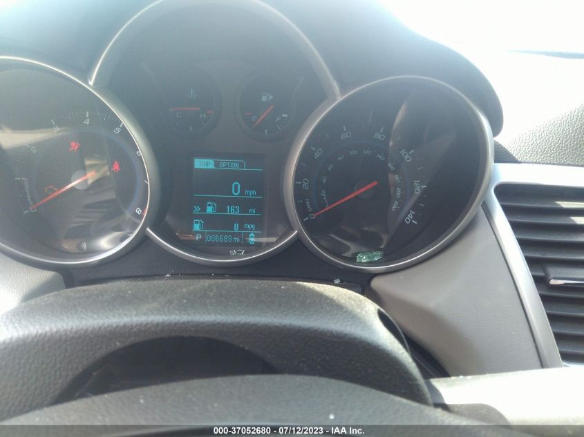 2014 CHEVROLET CRUZE LS - 1G1PA5SH2E7417588