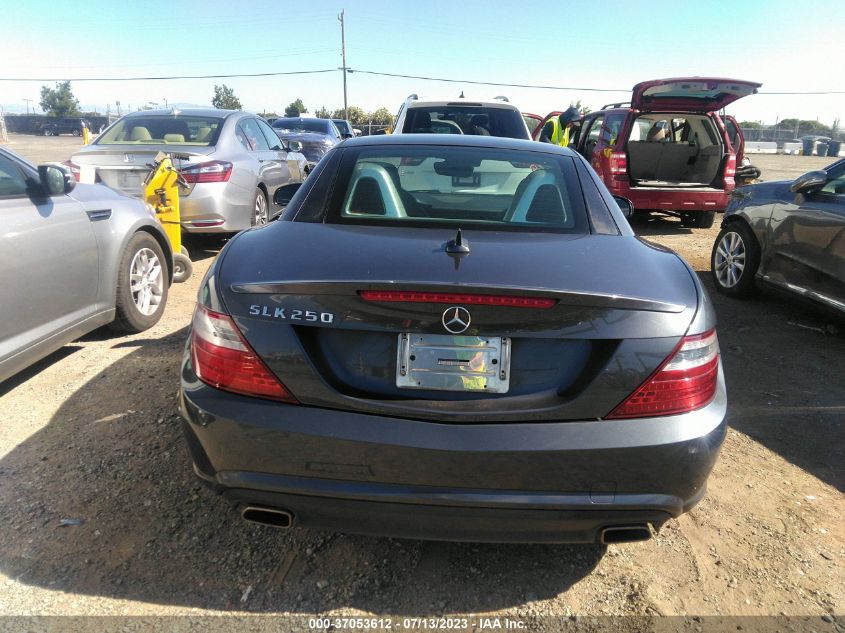 2013 MERCEDES-BENZ SLK-CLASS SLK 250 - WDDPK4HA0DF055666