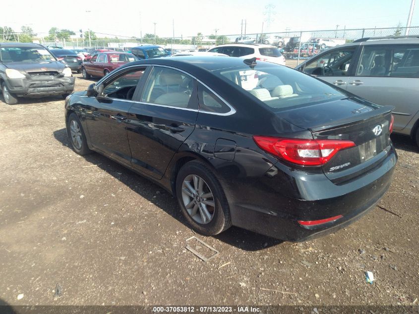 2015 HYUNDAI SONATA 2.4L SE - 5NPE24AF0FH120967