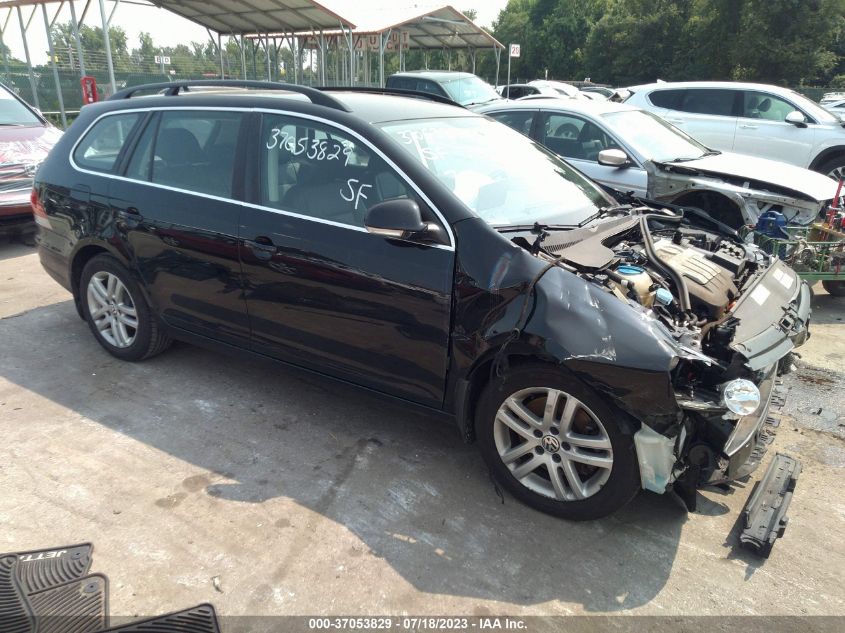 2013 VOLKSWAGEN JETTA SPORTWAGEN TDI - 3VWPL7AJXDM673433