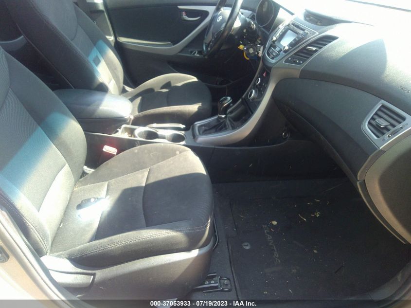 2015 HYUNDAI ELANTRA SE - 5NPDH4AE1FH590877