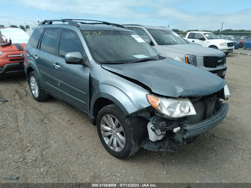 2013 SUBARU FORESTER 2.5X LIMITED - JF2SHAEC5DH430836
