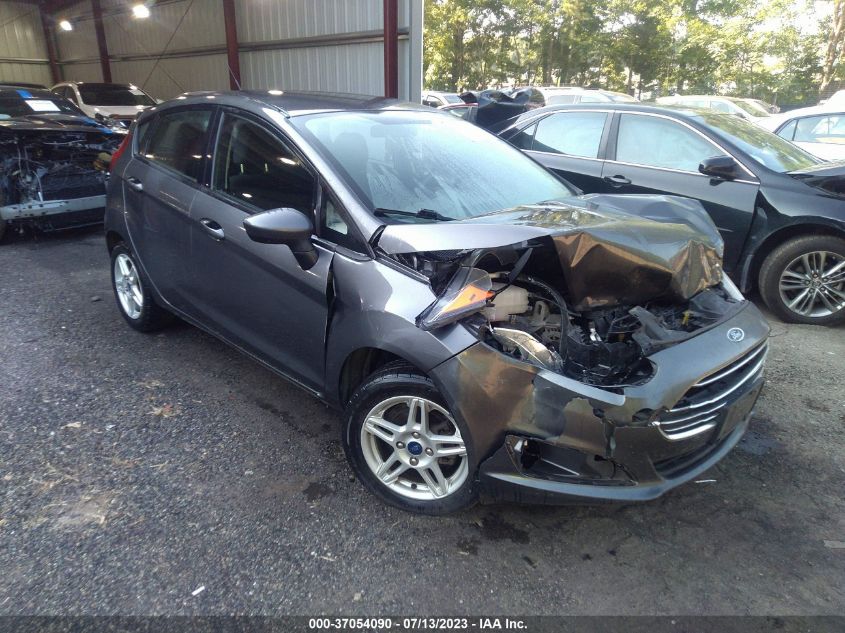 2017 FORD FIESTA SE - 3FADP4EJ5HM110353