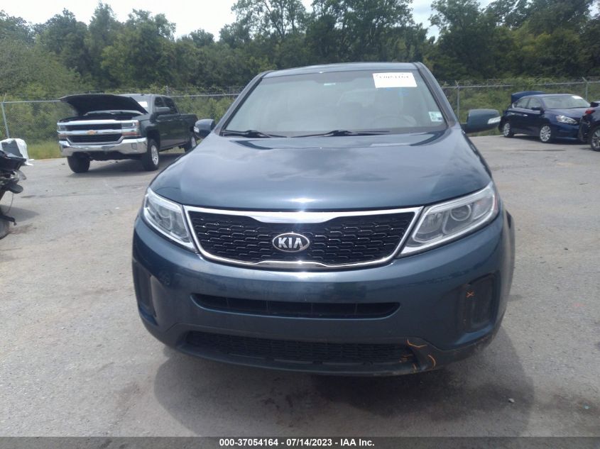 2014 KIA SORENTO LX - 5XYKT4A60EG427979