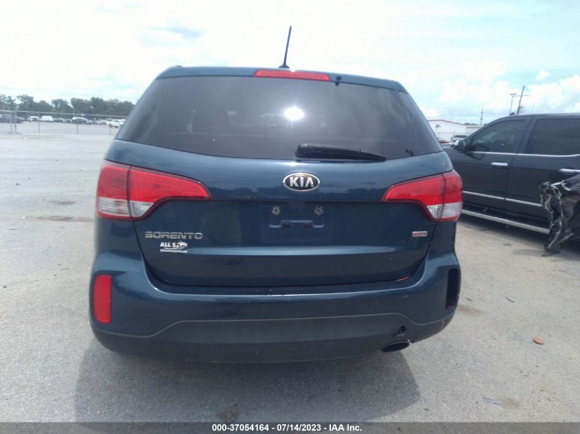 2014 KIA SORENTO LX - 5XYKT4A60EG427979