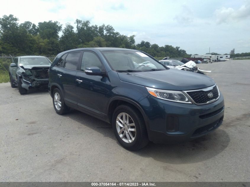 2014 KIA SORENTO LX - 5XYKT4A60EG427979