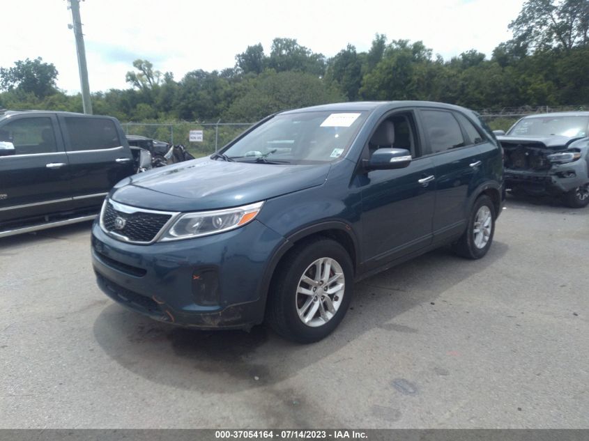 2014 KIA SORENTO LX - 5XYKT4A60EG427979