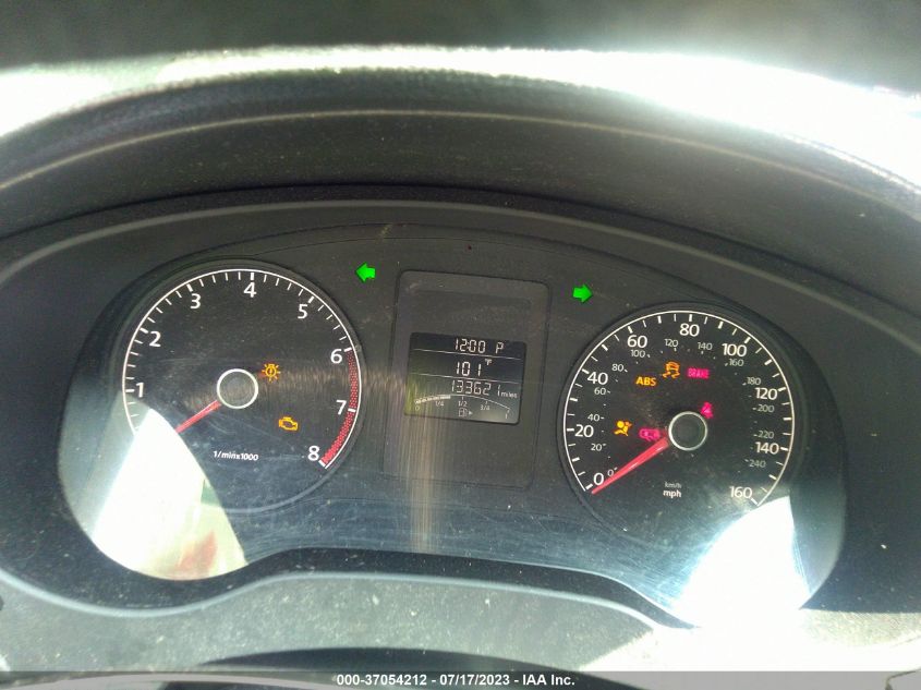 2013 VOLKSWAGEN JETTA SEDAN S - 3VW2K7AJ7DM432510