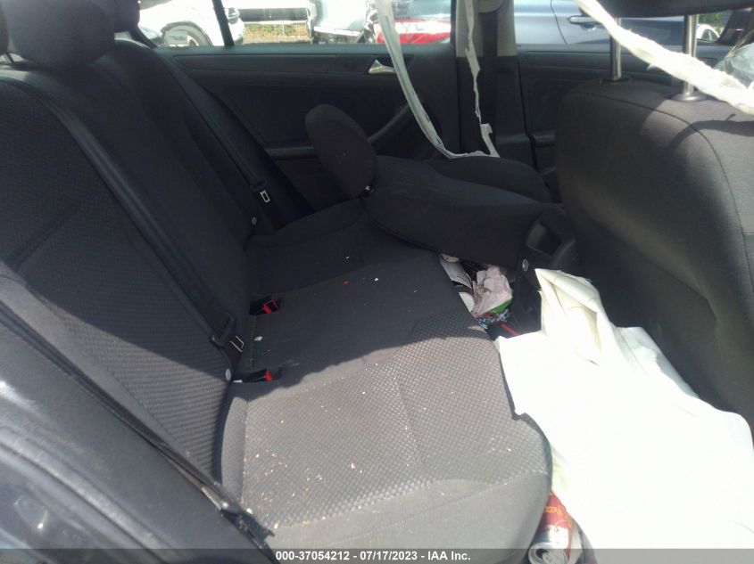 2013 VOLKSWAGEN JETTA SEDAN S - 3VW2K7AJ7DM432510