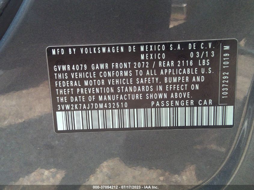 2013 VOLKSWAGEN JETTA SEDAN S - 3VW2K7AJ7DM432510