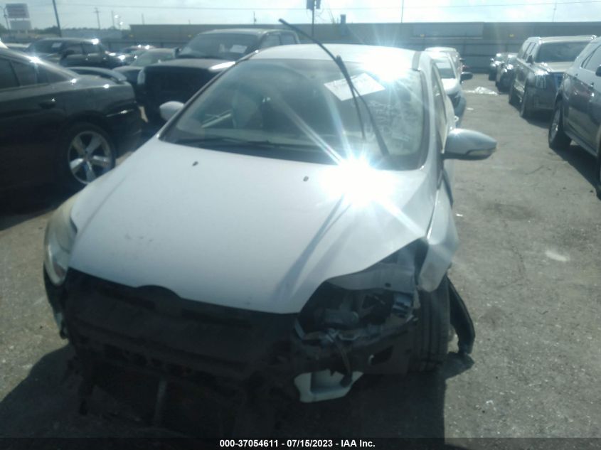 2014 FORD FOCUS SE - 1FADP3F23EL451314