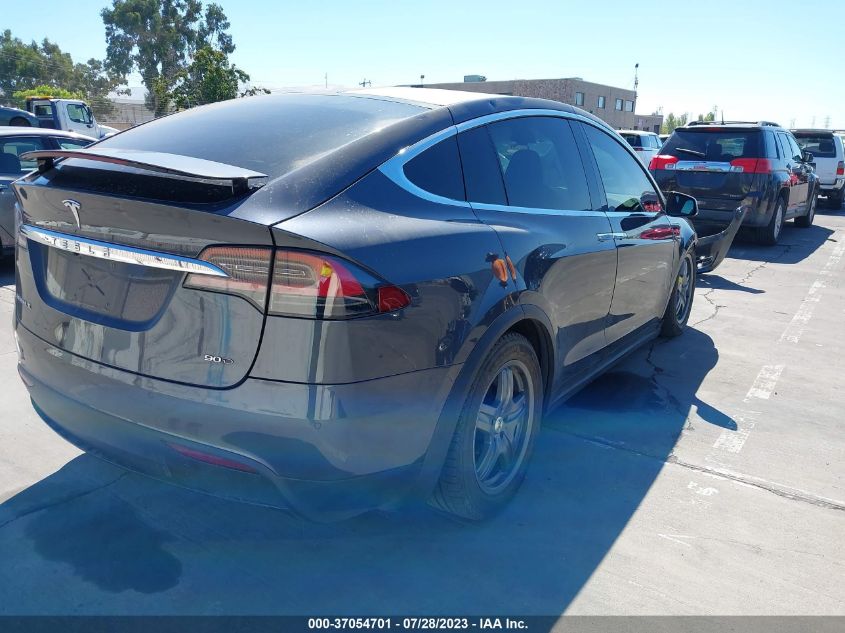 2016 TESLA MODEL X 70D/90D/75D/60D - 5YJXCAE23GF003427