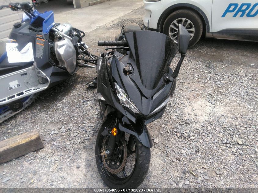 2019 KAWASAKI EX400 JKAEXKG1XKDA23810