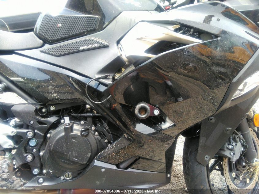 2019 KAWASAKI EX400 JKAEXKG1XKDA23810