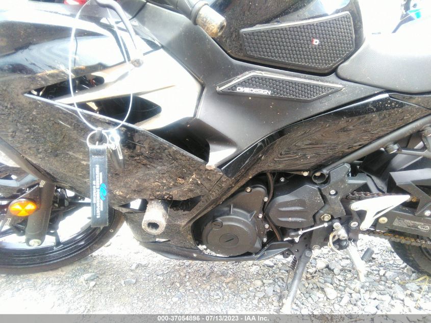 2019 KAWASAKI EX400 JKAEXKG1XKDA23810