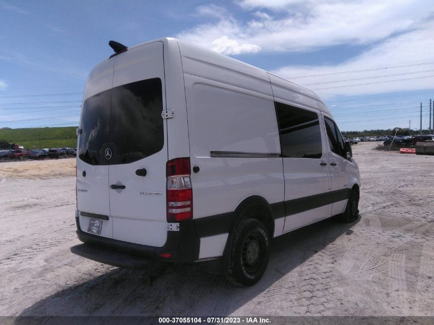 2015 MERCEDES-BENZ SPRINTER VANS WD4PE7DD6F5950113