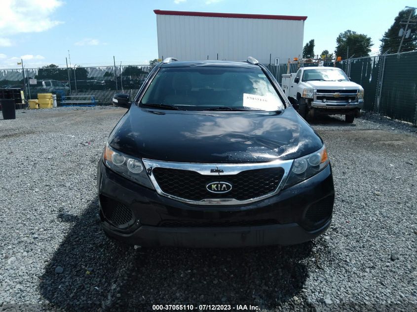 2013 KIA SORENTO LX - 5XYKTDA21DG348669