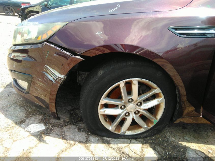 2013 KIA OPTIMA LX - 5XXGM4A71DG132291