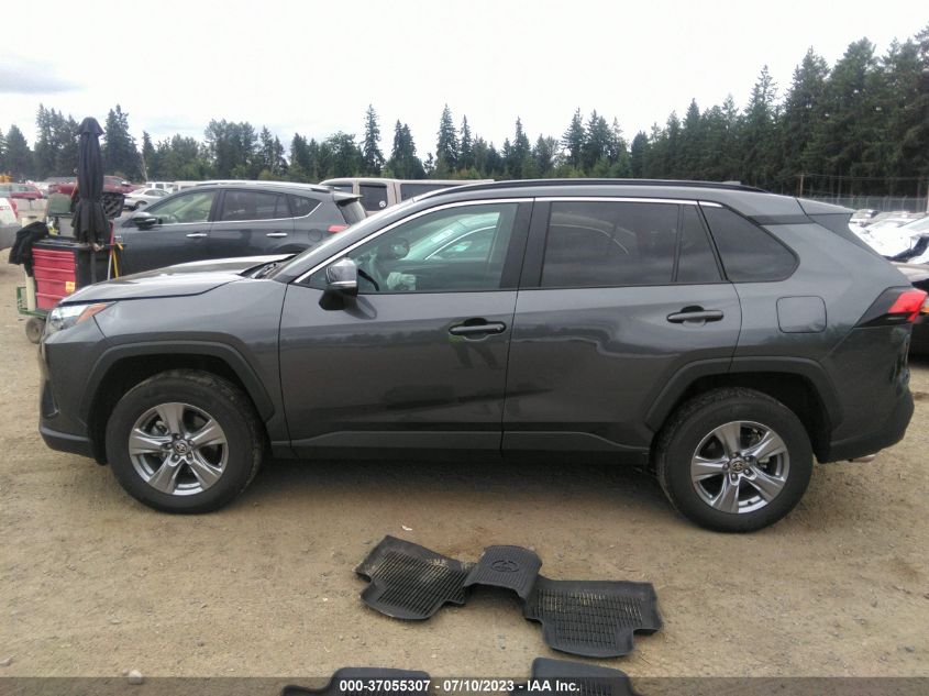 2022 TOYOTA RAV4 XLE - 2T3P1RFV8NC259777