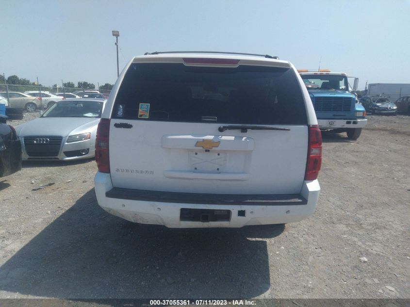 2014 CHEVROLET SUBURBAN LT - 1GNSKJE74ER220377