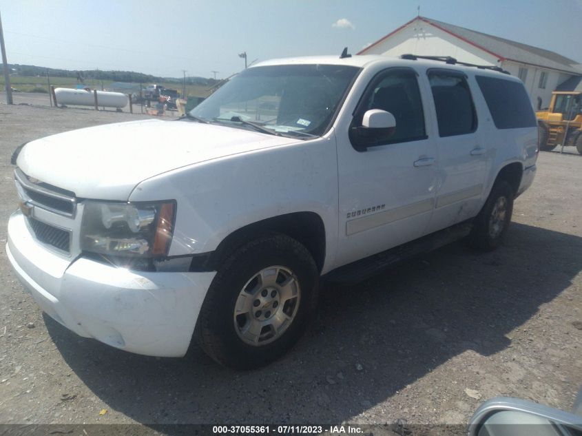 2014 CHEVROLET SUBURBAN LT - 1GNSKJE74ER220377