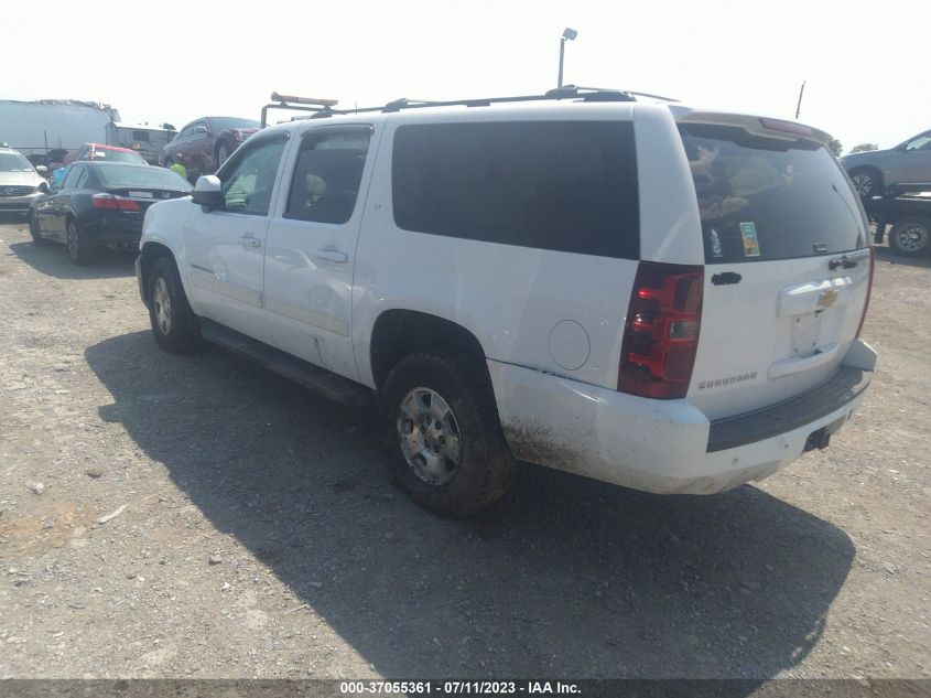 2014 CHEVROLET SUBURBAN LT - 1GNSKJE74ER220377