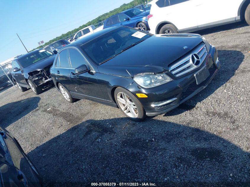 2013 MERCEDES-BENZ C-CLASS C 300 - WDDGF8AB3DR247256
